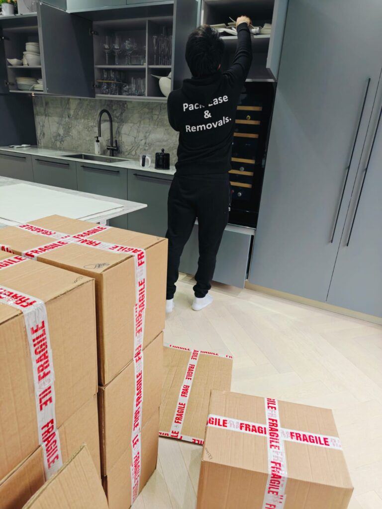 Pack Ease & Removals move